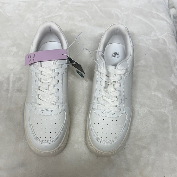 wild fable Shoes - Wild Fable Classic White Sneakers